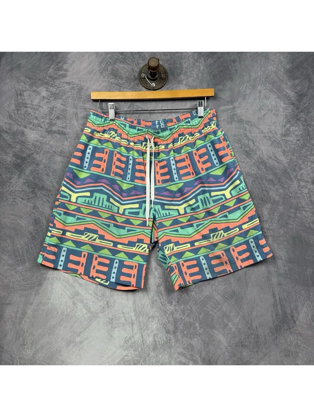 Chubbies Shorts Men L Geometric Print Swim Trunks Board